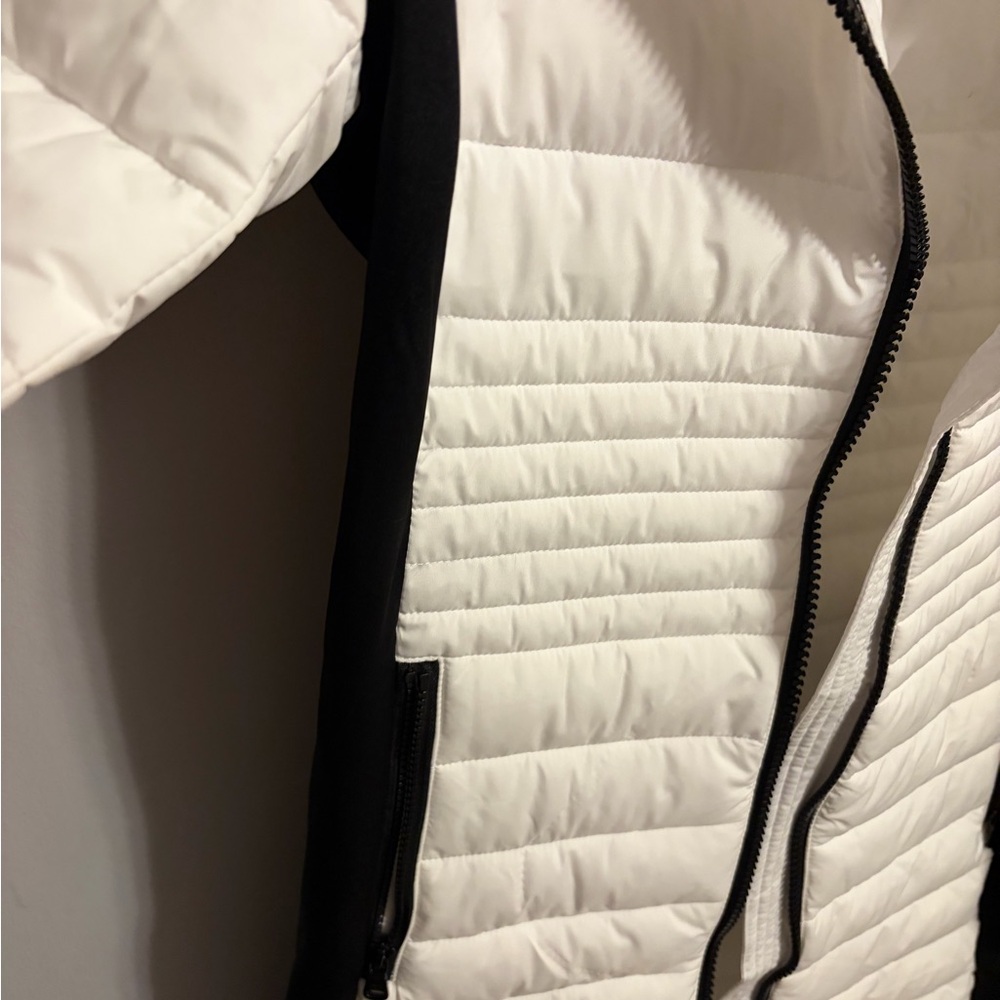 Calvin Klein White with Black Accent Quilted Jacket Midi - Picture 6 of 9